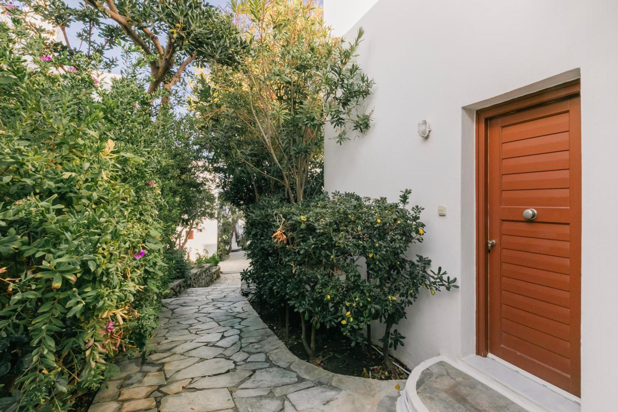 Private Town Apartments By Mykonos Eight Mykonos Town Экстерьер фото