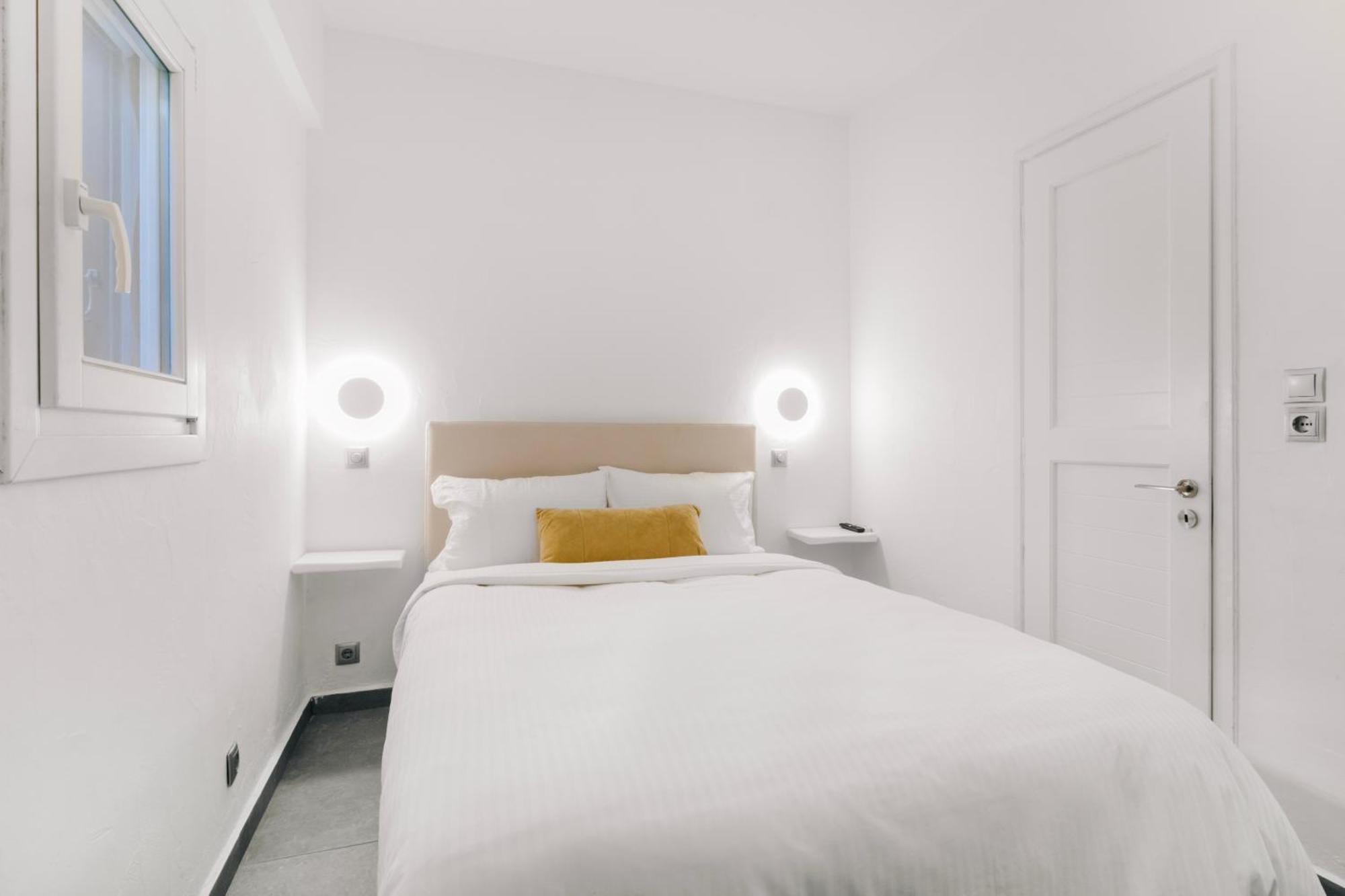 Private Town Apartments By Mykonos Eight Mykonos Town Экстерьер фото